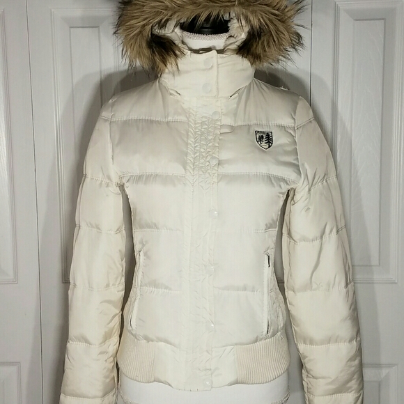 American Eagle Outfitters Jackets & Blazers - American Eagle Down Puffer Jacket Faux Fur Hood